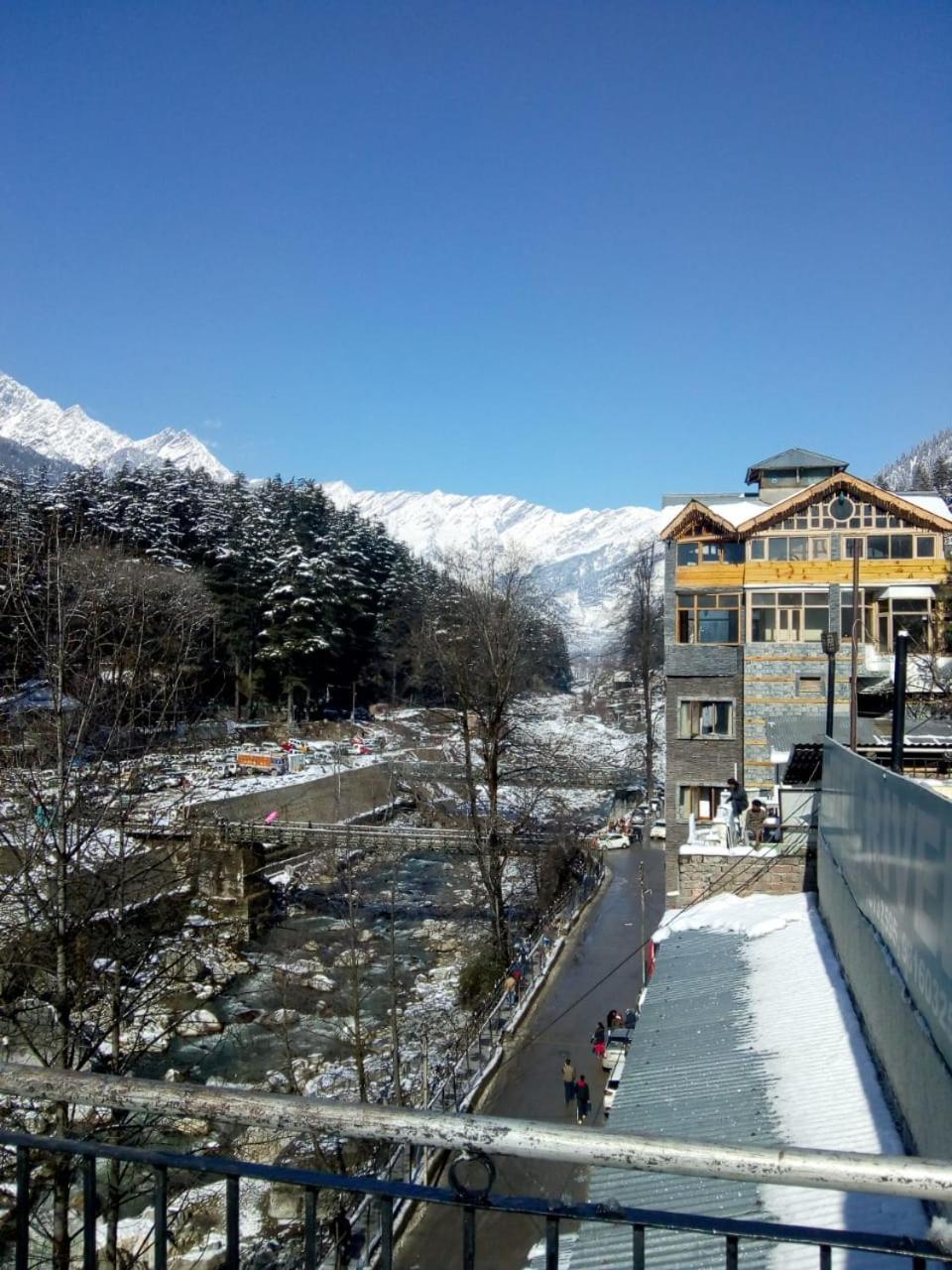 Tirthan Crest Homestay Banjār Exterior photo